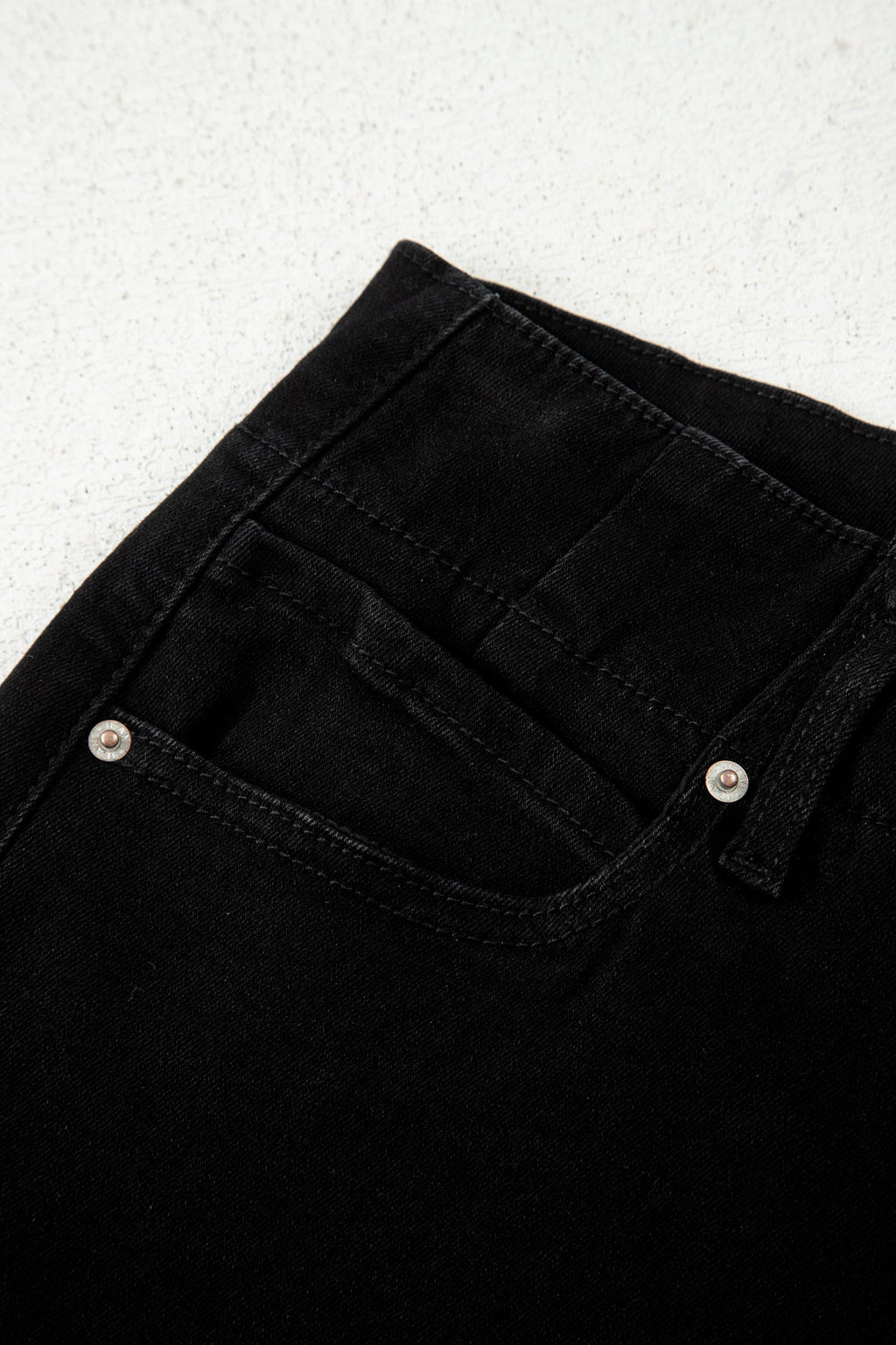 2-Button High Waist Flared Bottom Jeans