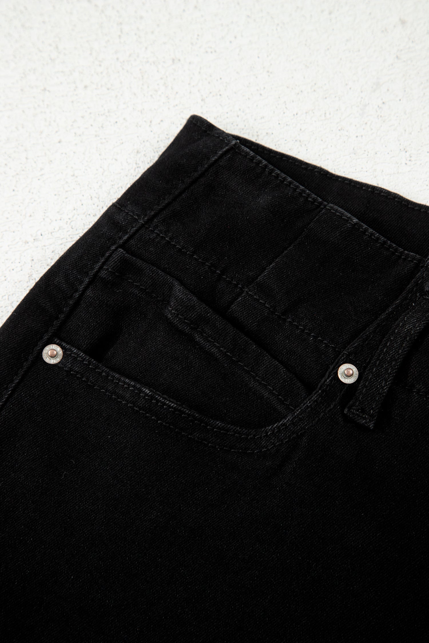 2-Button High Waist Flared Bottom Jeans