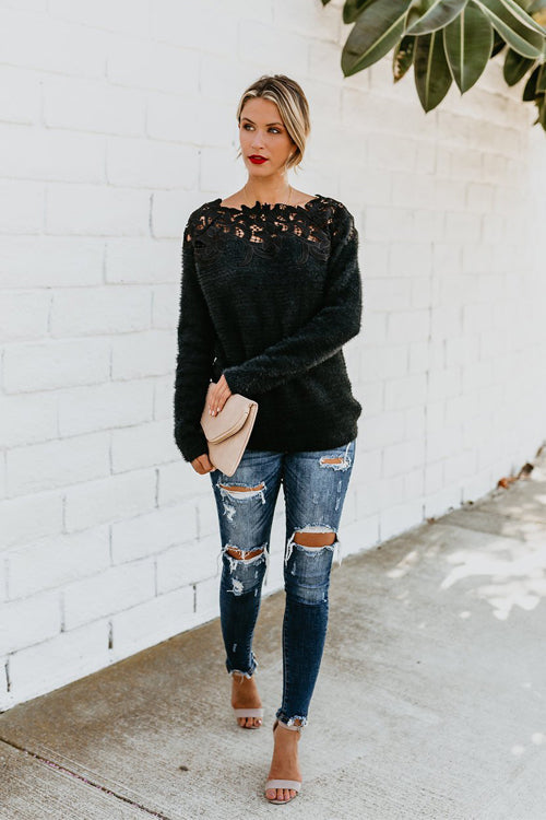 Embroidery Knit Sweater
