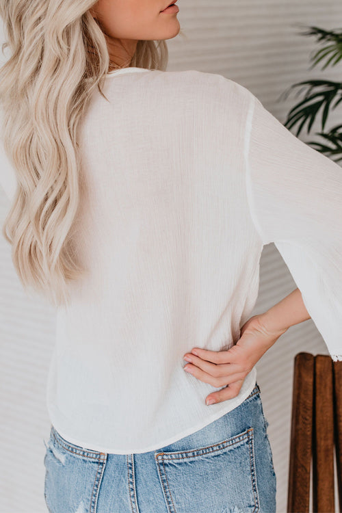 V-neck Lace Half Sleeve Shirt