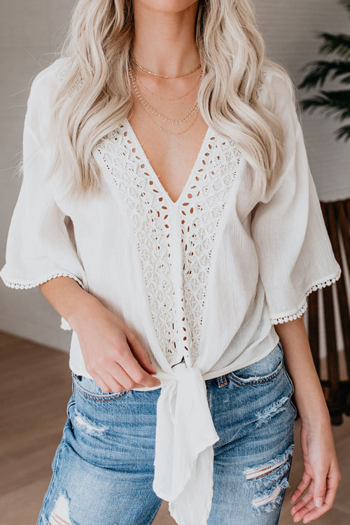 V-neck Lace Half Sleeve Shirt