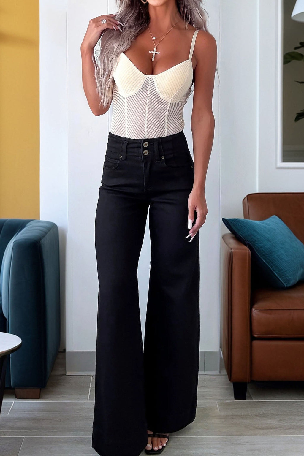 2-Button High Waist Flared Bottom Jeans