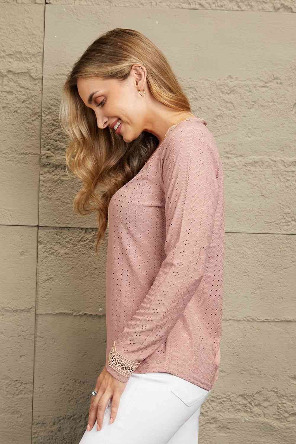Contrast V-Neck Eyelet Long Sleeve Top
