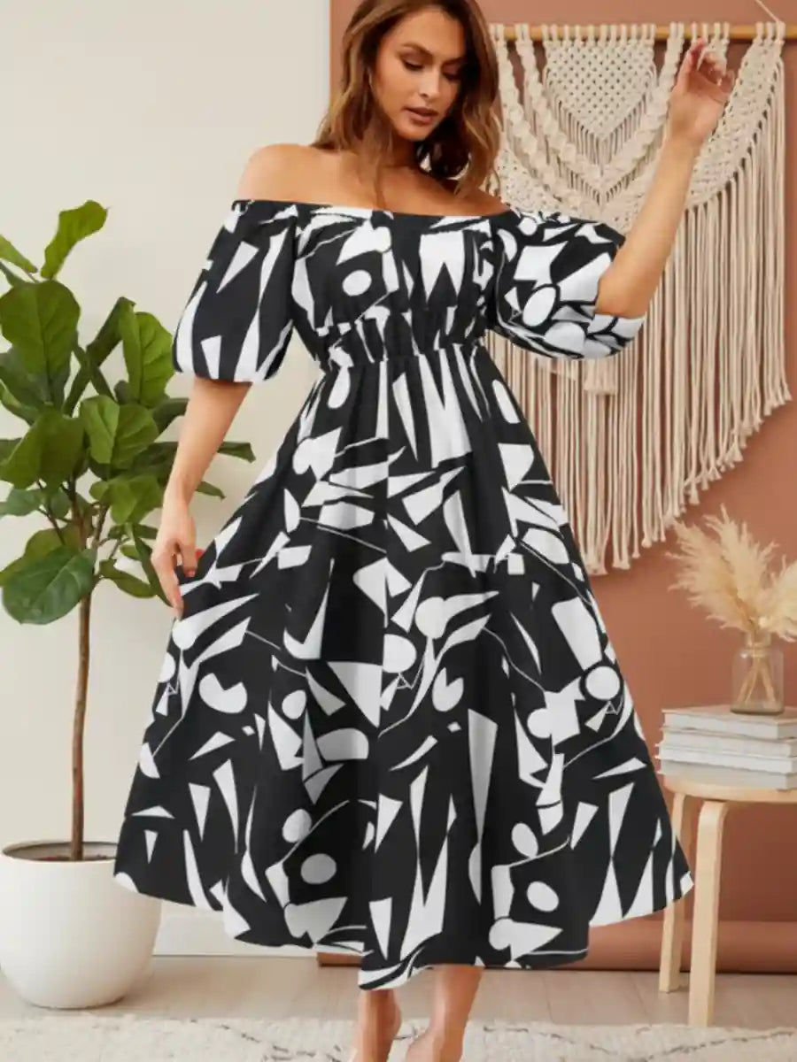 Chic Boho Dress in Black