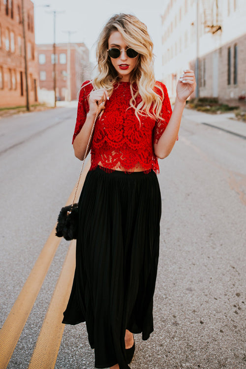Round Neck Lace Short Sleeve Top - 3 Colors