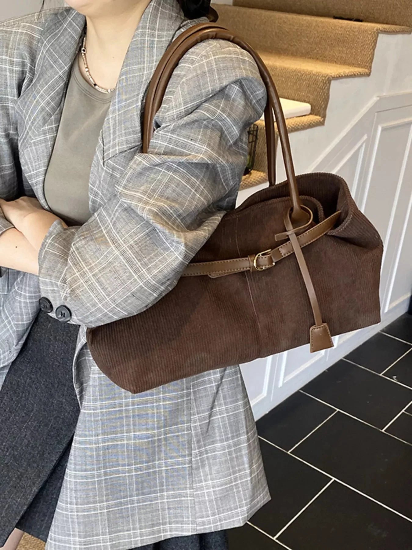 Buckle Decor Shoulder Bag