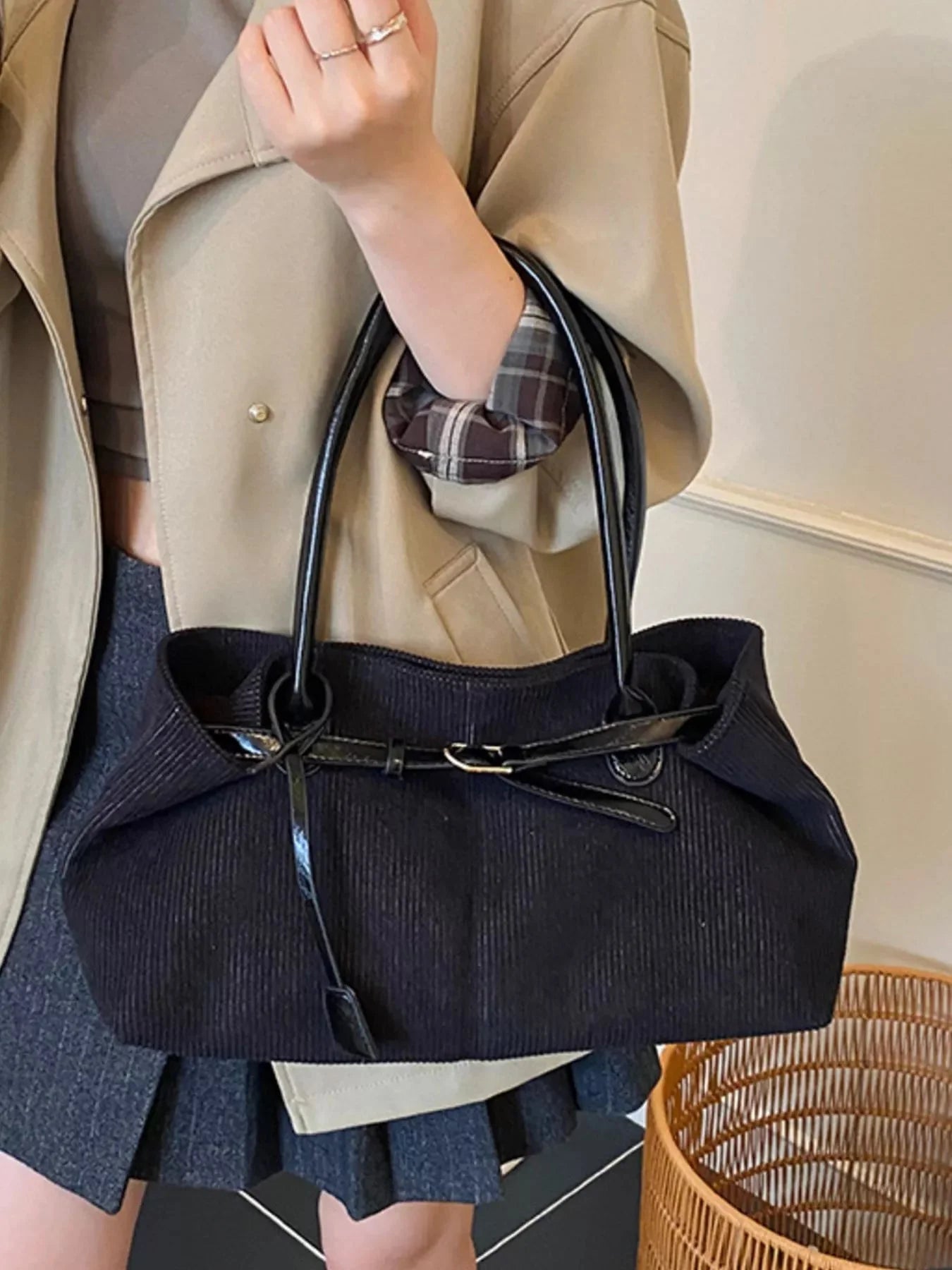Buckle Decor Shoulder Bag