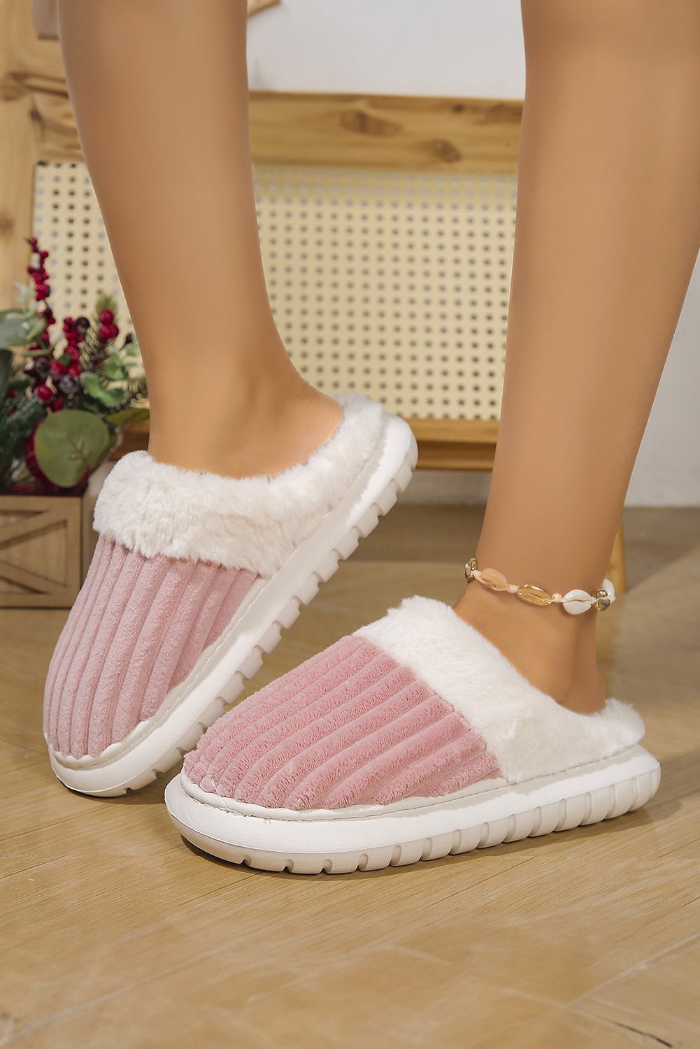 Dark Grey Colorblock Plush House Slippers