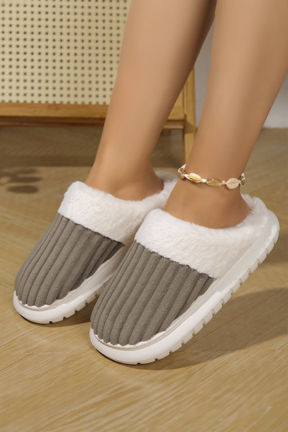 Dark Grey Colorblock Plush House Slippers