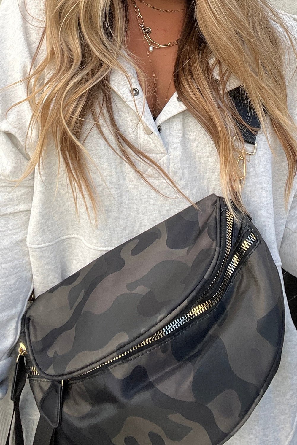 Medium Grey Abstract Camo Print Gold Chain Crossbody Bag