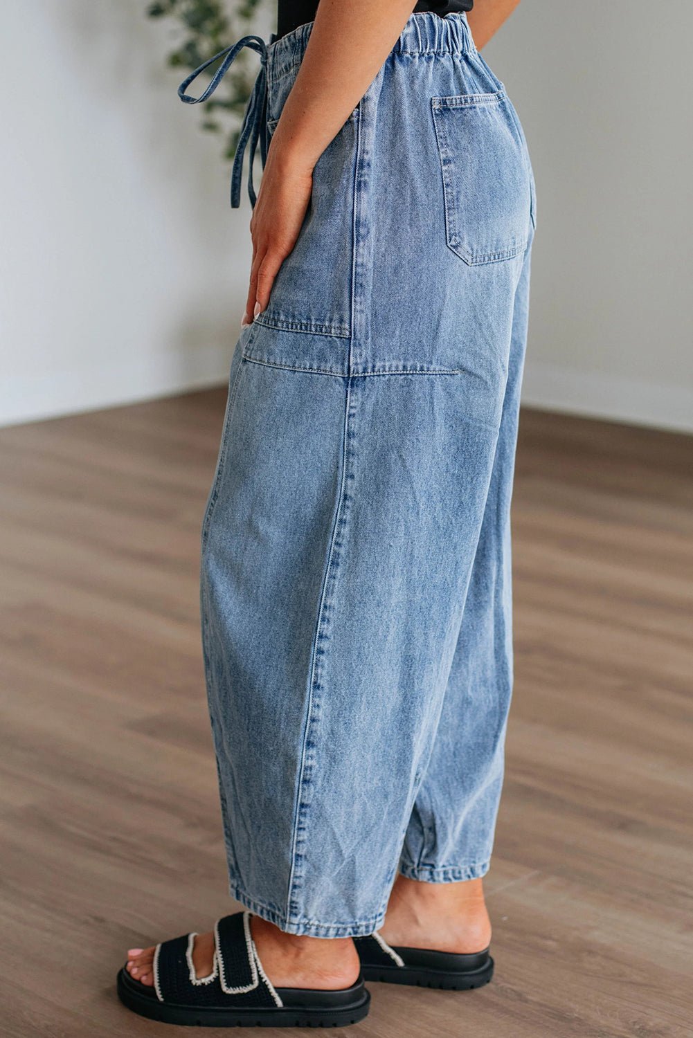 Myosotis Large Patch Pocket Drawstring Paperbag Waist Barrel Jeans