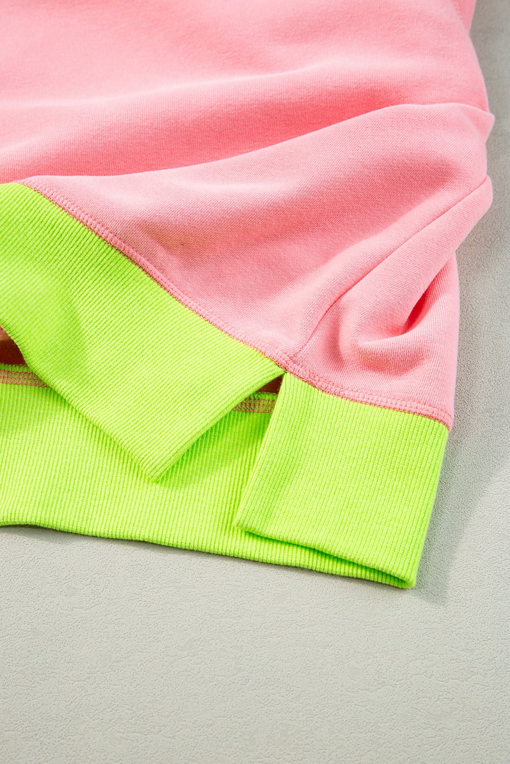 Pink Contrast Trim Bubble Sleeve Sweatshirt