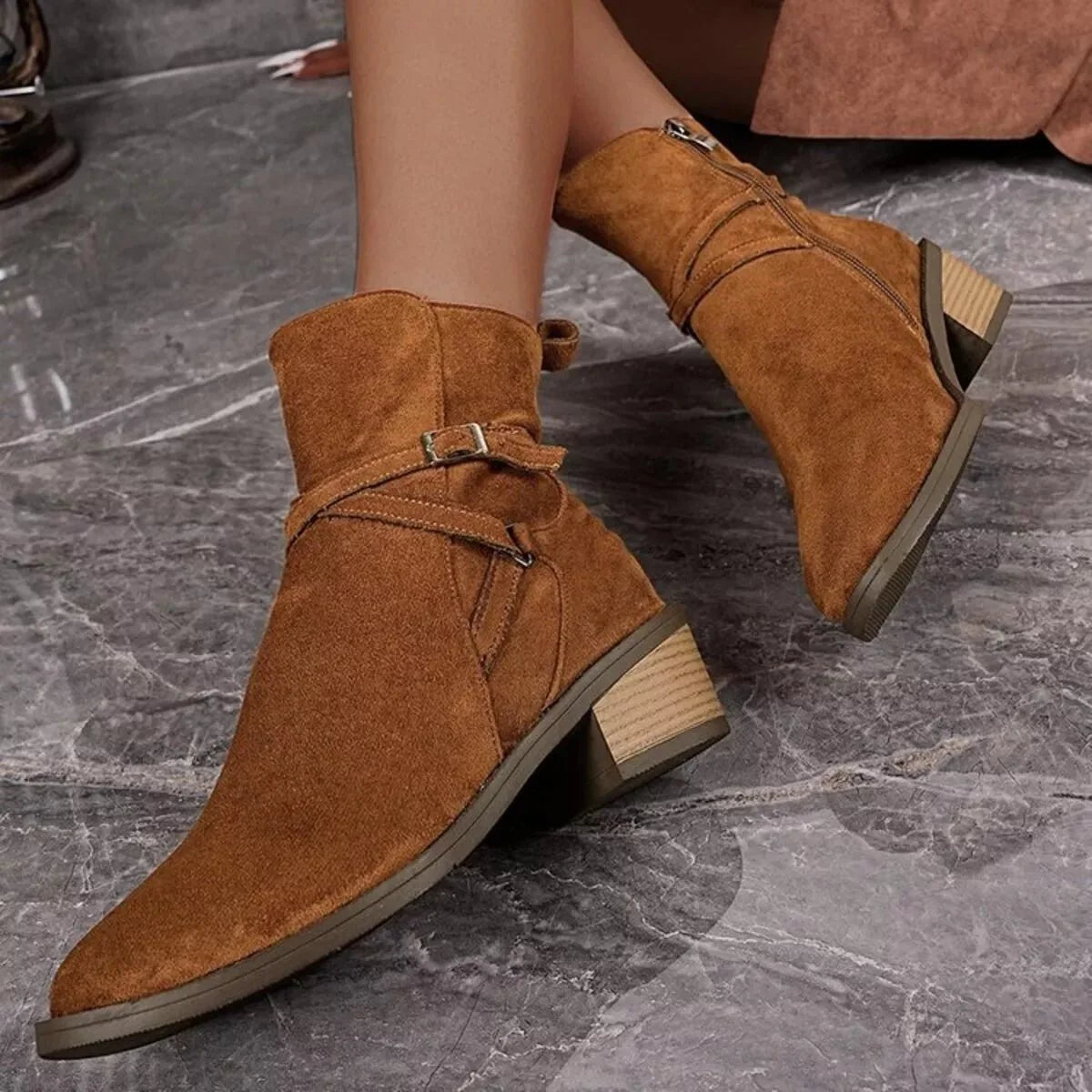 Side Zip Block Heels Boots